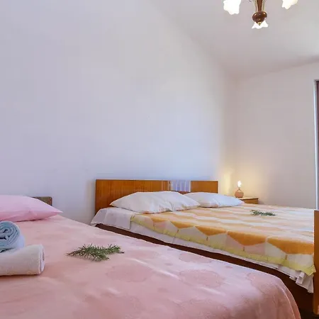 Apartment Dino Savar